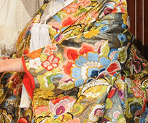 和装・色打掛・金